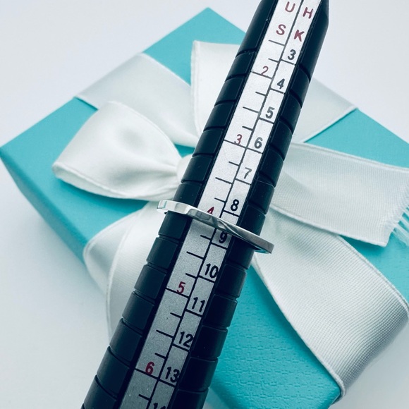 Tiffany & Co. Frank Gehry Narrow Torque Square Ring Size 4 in Silver with Pouch - Picture 8 of 9